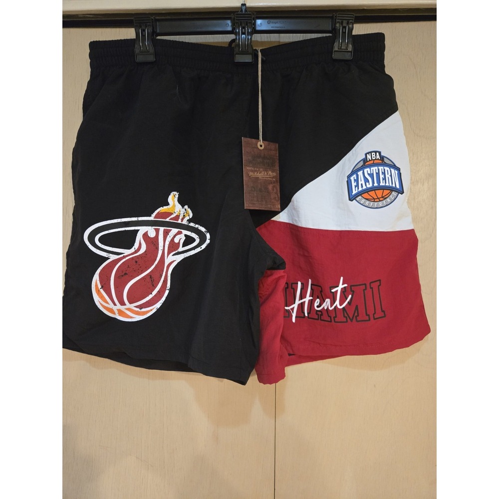 Mitchell & Ness Miami Heat Vintage Logo Woven Shorts Men L NWT NBA $85